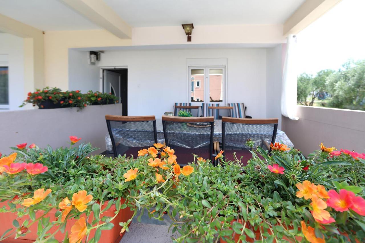 Apartment Sunny Terrace Bibinje Esterno foto